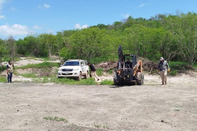 Localizan fosa clandestina con osamenta en Higueras del Conchi, Mazatlán