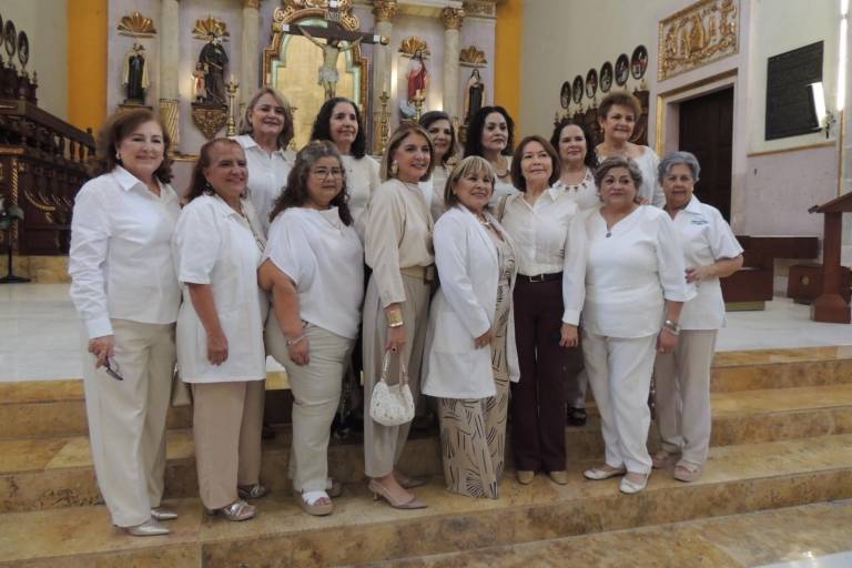 Celebran ex alumnos de la Facultad de Odontología su 40 aniversario