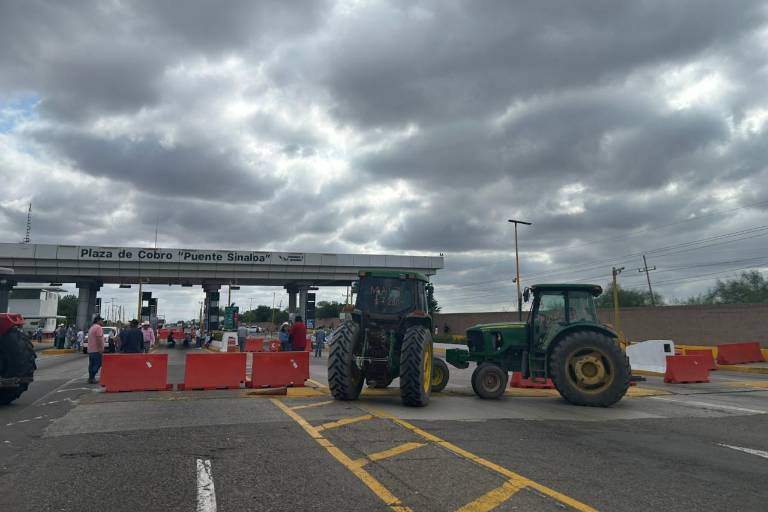 Inicia bloqueo parcial en la caseta de Cuatro Caminos, en Guasave