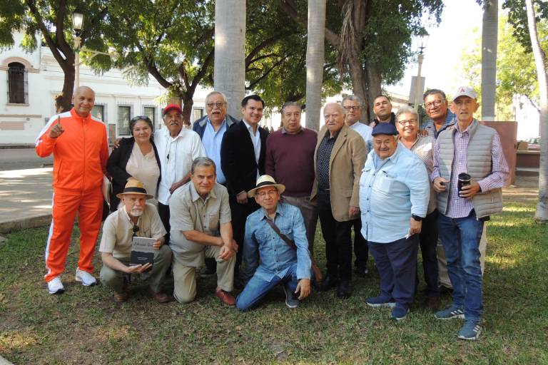 Recuerdan a Liberato Terán Olguín, con libro biográfico