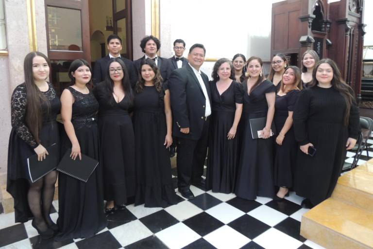 Unen sus voces para interpretar ‘Stabat Mater’ en La Catedral