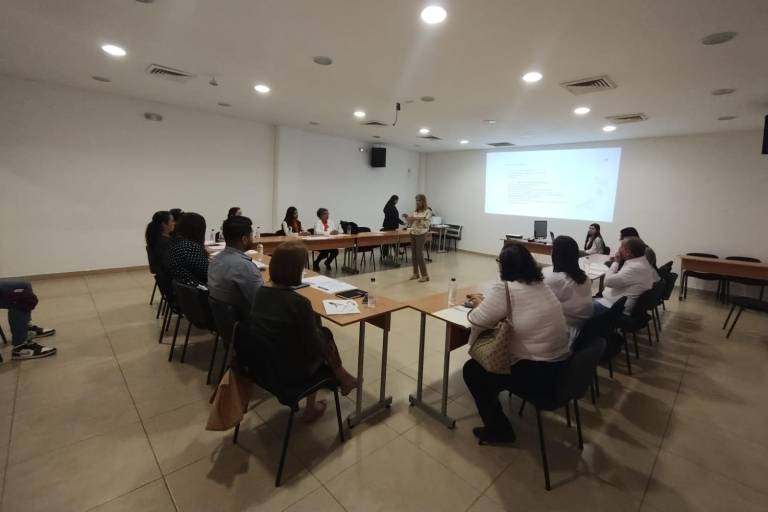 Capacitan a funcionarios de Escuinapa en Atención a Mujeres Víctimas de Violencia