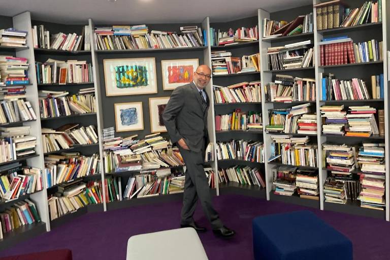 Gana Ariel Noriega premio de novela 2025 en BCS