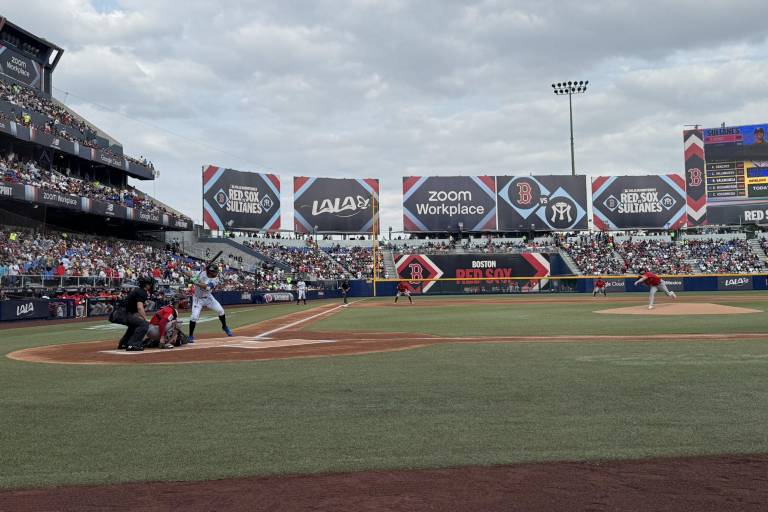 Sultanes vende cara la derrota ante Medias Rojas en el segundo juego