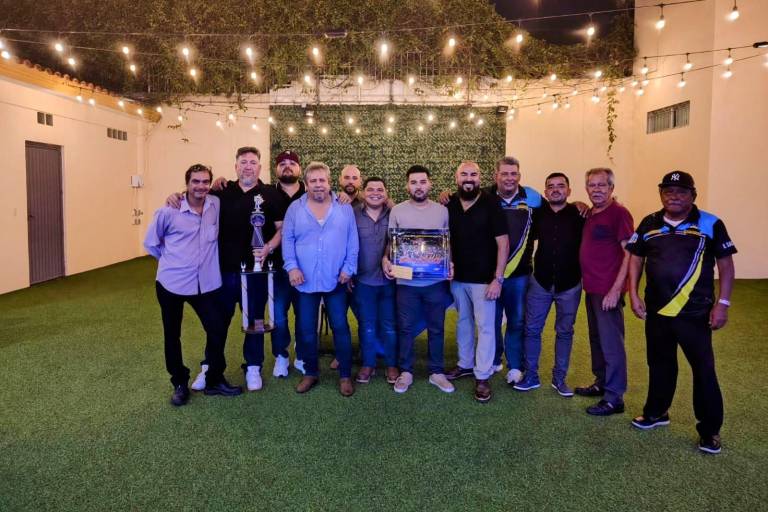 Premian a lo mejor de Interclubes Pool 61, en Mazatlán