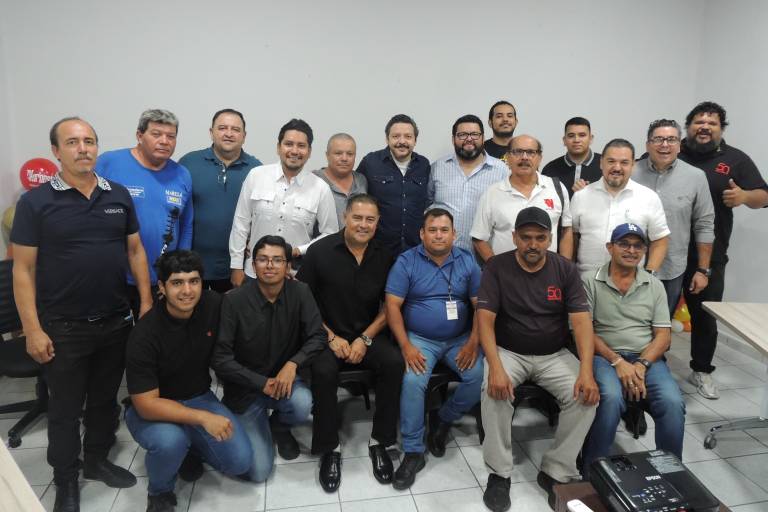 Celebran colaboradores de Noroeste ser papás