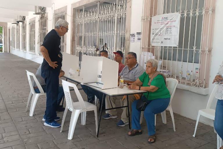 Registra baja afluencia en elección judicial casilla ubicada en Palacio Municipal de Mazatlán