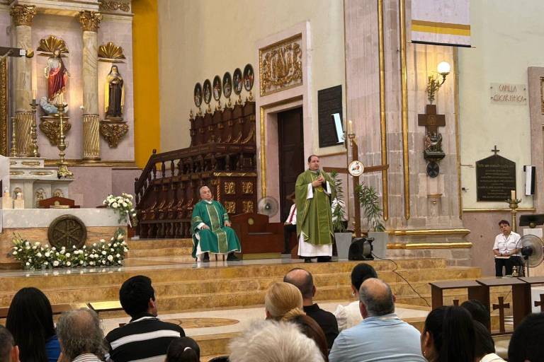 Obispo de Culiacán peregrina al Vaticano por el Jubileo Obispos