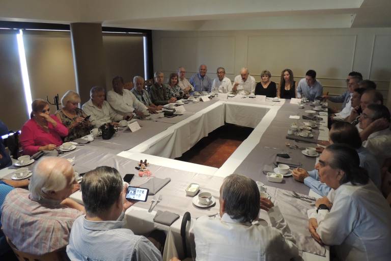 Recuerdan amigos a Rafael Borbón, en su primer aniversario luctuoso