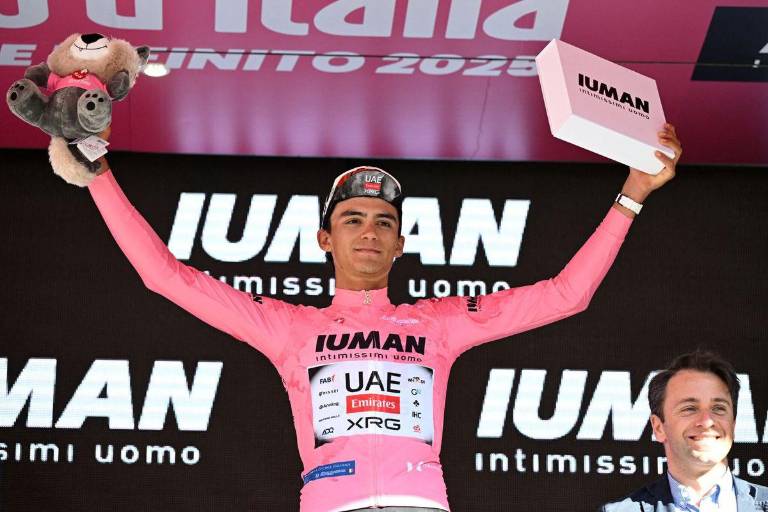 Isaac del Toro admite que quiere ganar el Giro de Italia 2025