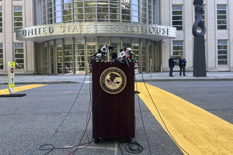 Entrada a la Corte federal en Brooklyn, Nueva York, donde Ismael “El Mayo” Zambada fue condenado a cadena perpetua.