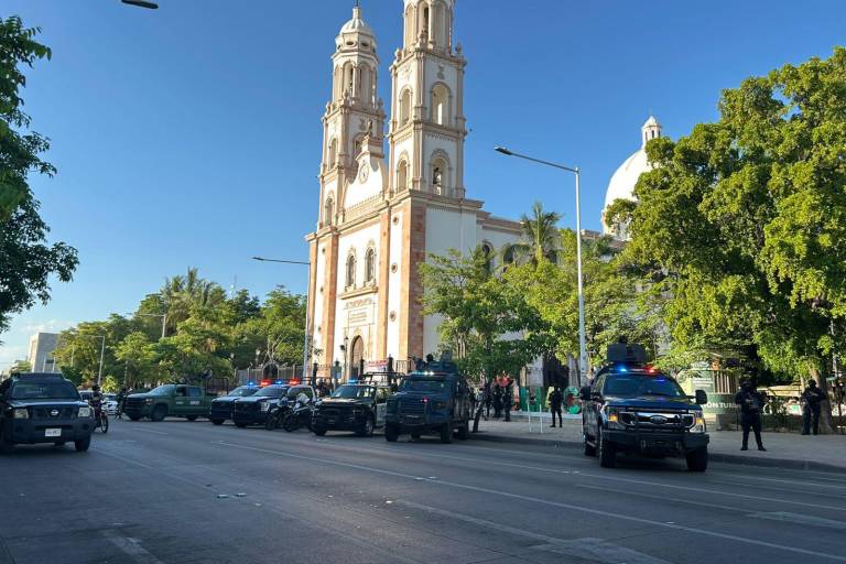 Despliegue de seguridad en Culiacán desata caos vehicular en el Centro de la ciudad
