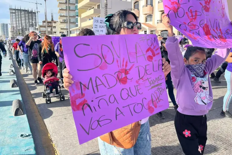 Colectivos feministas de distintas ciudades de Sinaloa convocaron a participar este domingo en las tradicionales marchas del 8M.