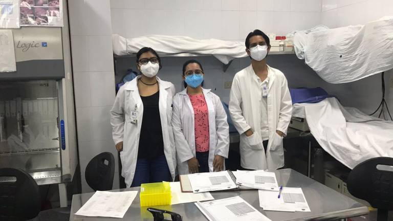 Concluyen pasantes de Biomedicina de la UAS Servicio Social en el Hospital General de Culiacán