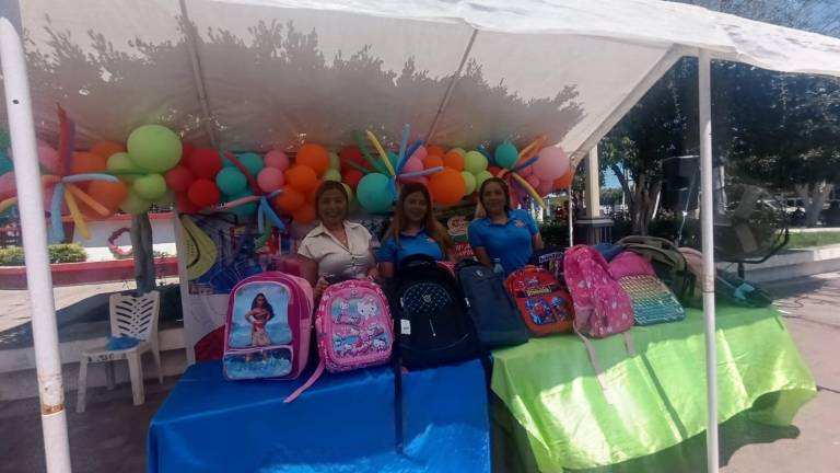 En Escuinapa mantienen activa la campaña del “Mochilatón”.