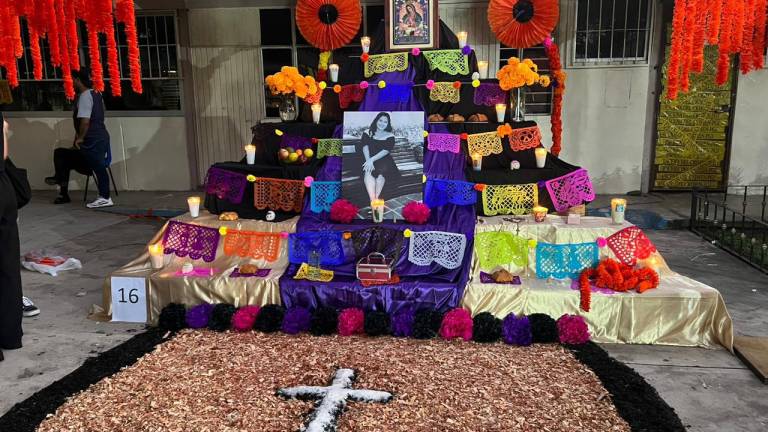 Recuerdan con un altar a Perla Scarlett, víctima de feminicidio en Mazatlán