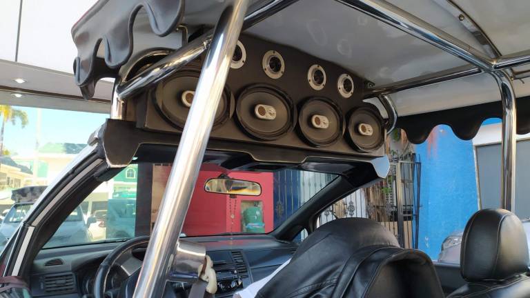 El exceso de equipo de sonido en las unidades de transporte público de Mazatlán será retirado.