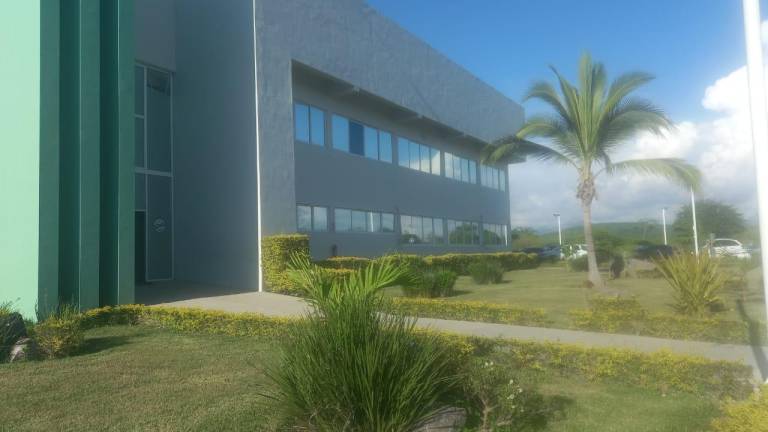 Emite Instituto Sinaloense de Infraestructura Física Educativa convocatoria para equipamiento de la Universidad Tecnológica de Escuinapa