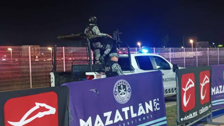 Mazatlán FC dio a conocer ayer que en el operativo de seguridad del partido participarían más de 300 elementos pertenecientes a diferentes corporaciones.