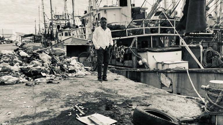 El escritor mazatleco Manuel Rochín presentará su nuevo libro “Trilogía de La Casa Redonda”, este martes, martes a las 18:30 horas, la Casa Haas.