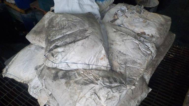 En la aeronave se localizaron 279 kilos de cocaína.