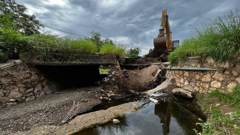 El puente colapsado.