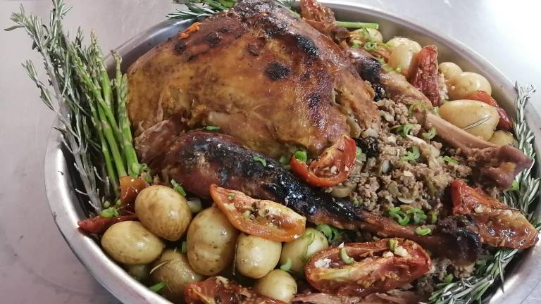 El pavo figura entre los platillos tradicionales para la cena de Navidad.