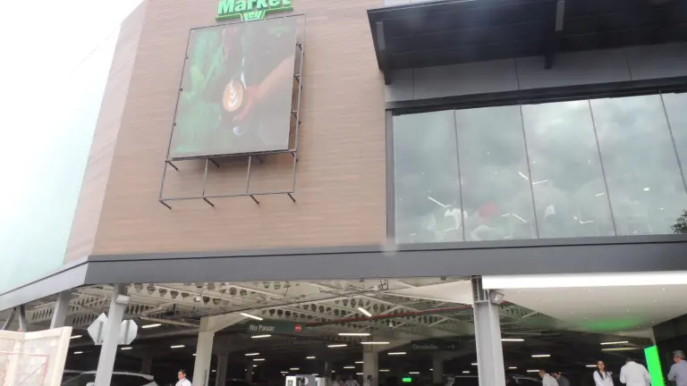 La cadena Fresh Market abrió su nueva sucursal en la colonia Las Quintas, en Culiacán.