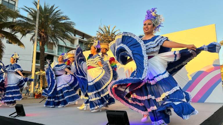 Diversos números artísticos se presentaron durante el festival.