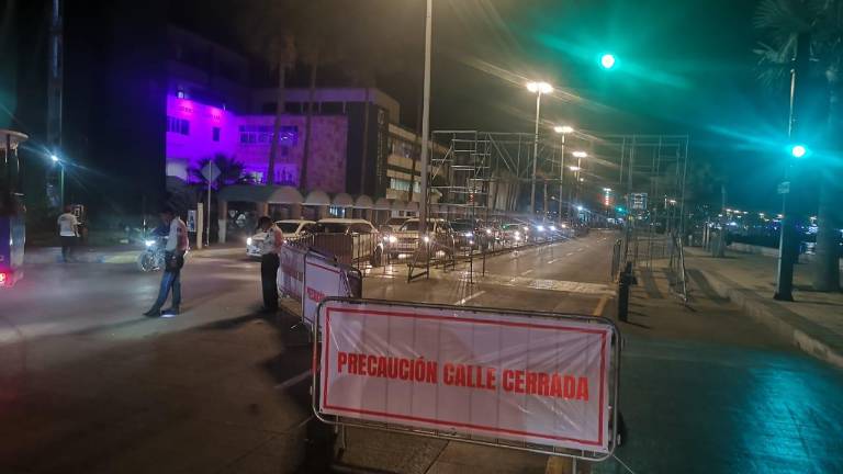 A la altura del Seguro Viejo está cerrado un tramo del carril.