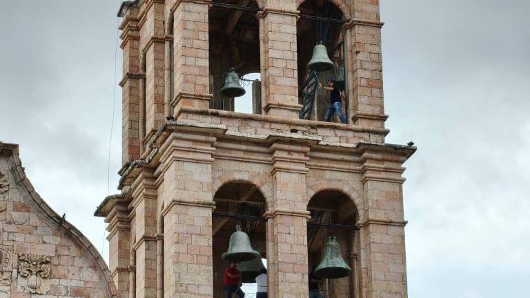 Alrededor de 5 minutos, las campanas sonaron en el Santuario de la Virgen del Rosario.