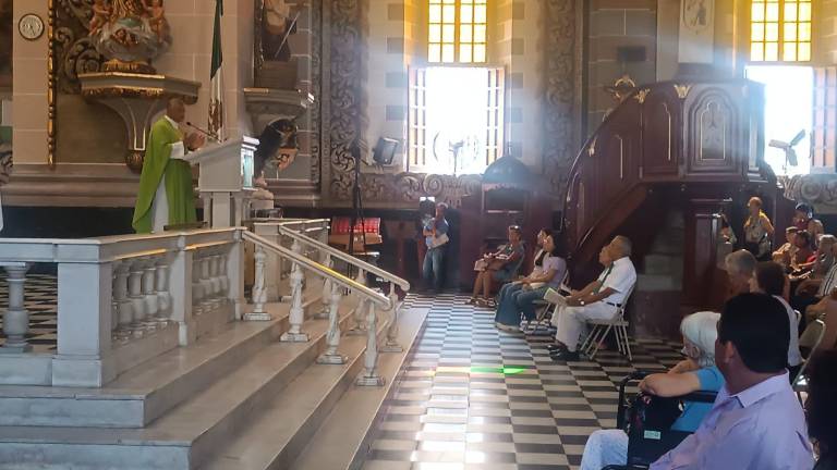 El Vicario General de la Diócesis de Mazatlán llama a que ciudadanos refuercen su unidad para combatir tiempos de violencia.