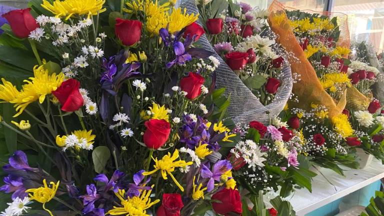 Florerías se preparan para las ventas del 10 de mayo