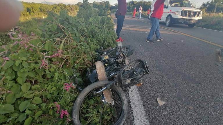 En El Rosario, dos motociclistas muertos deja choque de frente entre ellos