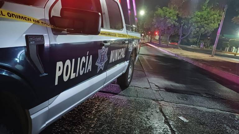 Según reportes, un grupo de civiles armados interceptaron a Wendy en la boutique para subirla a una unidad automotriz y llevarla hacia un rumbo desconocido.