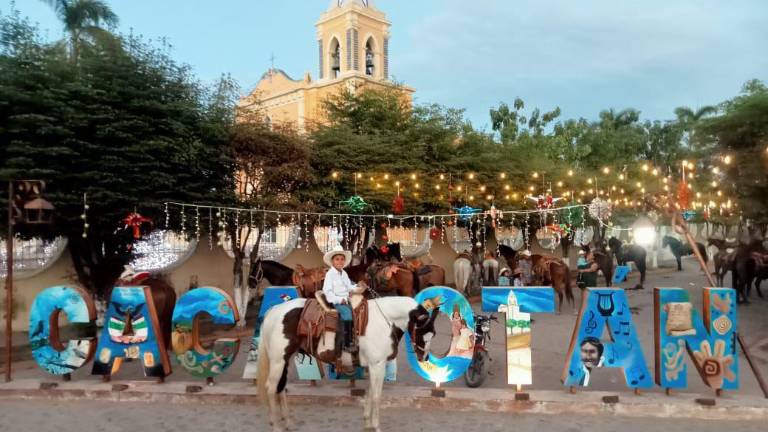 Paseos a caballo y comedores típicos atraen visitantes en temporada decembrina.