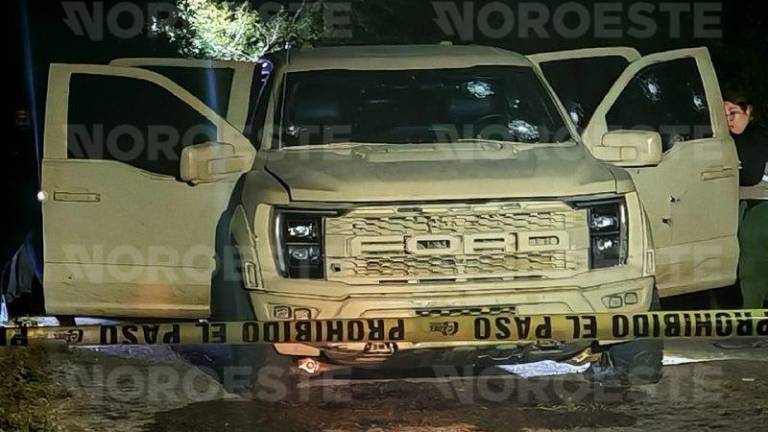 Operativos de seguridad continúan en la zona de Tepuche, Culiacán, tras el enfrentamiento del lunes.