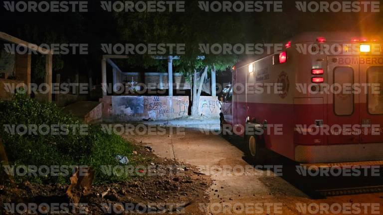 Un hombre fue asesinado a balazos la noche del martes dentro del panteón de Urías, en Mazatlán.