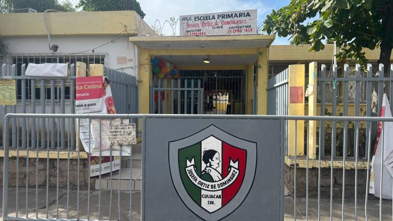 Escuelas de Culiacán retomaron sus actividades tras las vacaciones de Semana Santa.