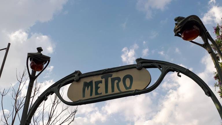 La verdad de los pasajeros del metro es distinta a la de quienes transitan en cuatro llantas sobre la capa de asfalto.