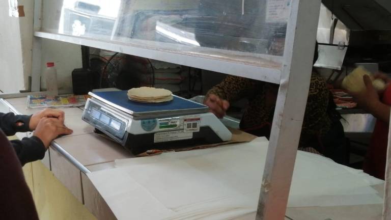 Actualmente, la venta de tortillas se mantiene un 30 por ciento abajo de lo que se percibía antes de la pandemia en 2019.