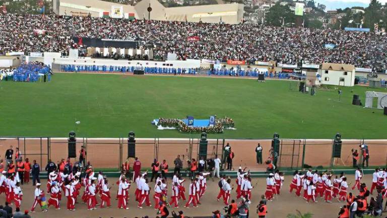 La estampida se produjo en la entrada del estadio Barea.