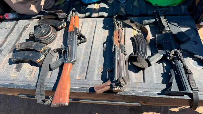 Agresión contra Fuerzas Federales deja un detenido y dos civiles abatidos en Ayuné, Culiacán