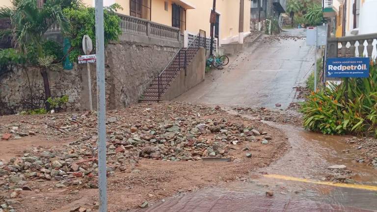 Deslave en Cerro de la Nevería fue por retiro de barda y otros factores: Desarrollo Urbano