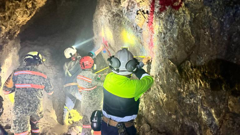 Aún no se ha localizado al cuarto minero atrapado, Isidro Beltrán, originario de Zimapán, en el estado de Hidalgo.