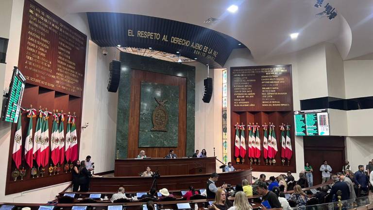 El Congreso de Sinaloa recibió una propuesta para otorgar una pensión por retiro anticipado al ex jefe de la Policía de Investigación, Alberto Jorge Contreras.