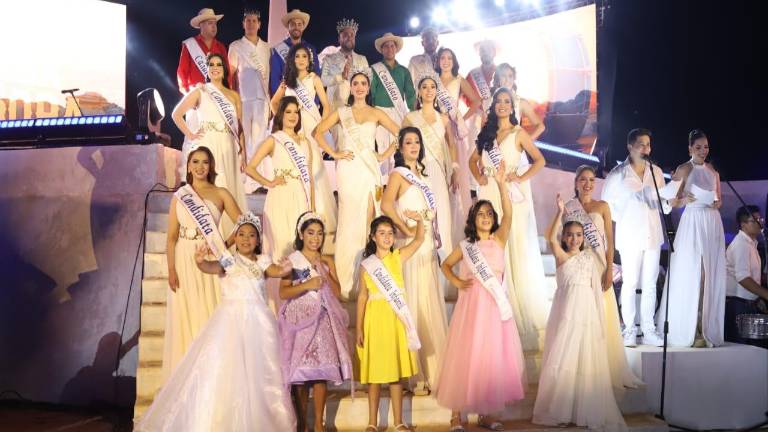 Presentan a los candidatos a los diferentes reinados de Carnaval de Mazatlán.