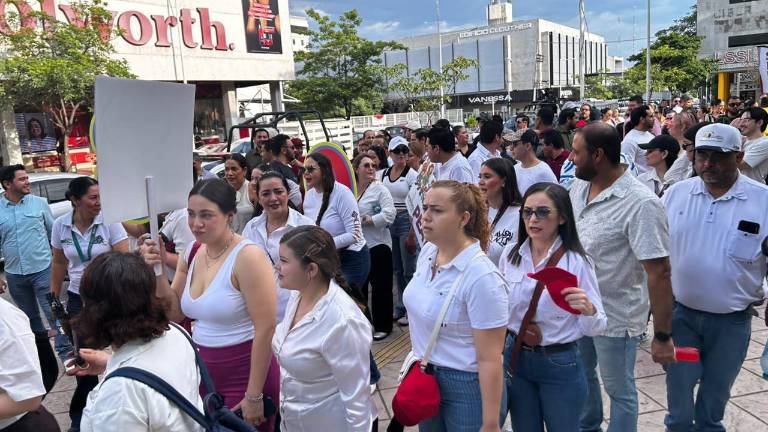 En Culiacán conmemoran el Día Internacional del Peatón.