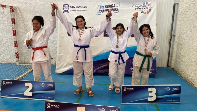 Obtiene Ana Lucía Álvares López medalla de oro en Nacional de Federación de Judo