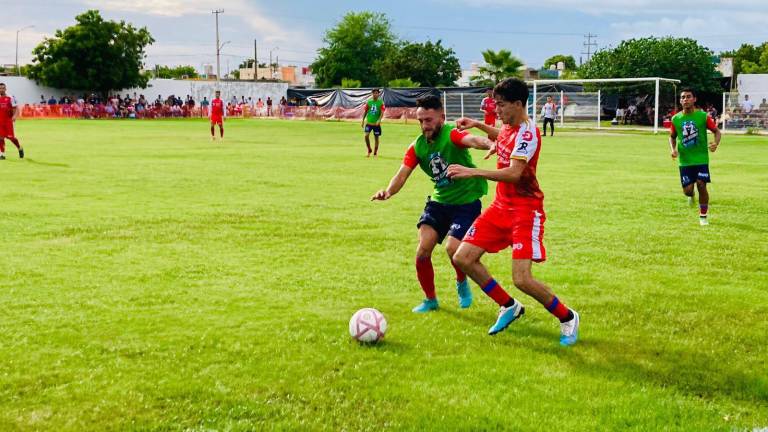 Camaroneros de Escuinapa golea a Familia Aguilar en Liga Regional